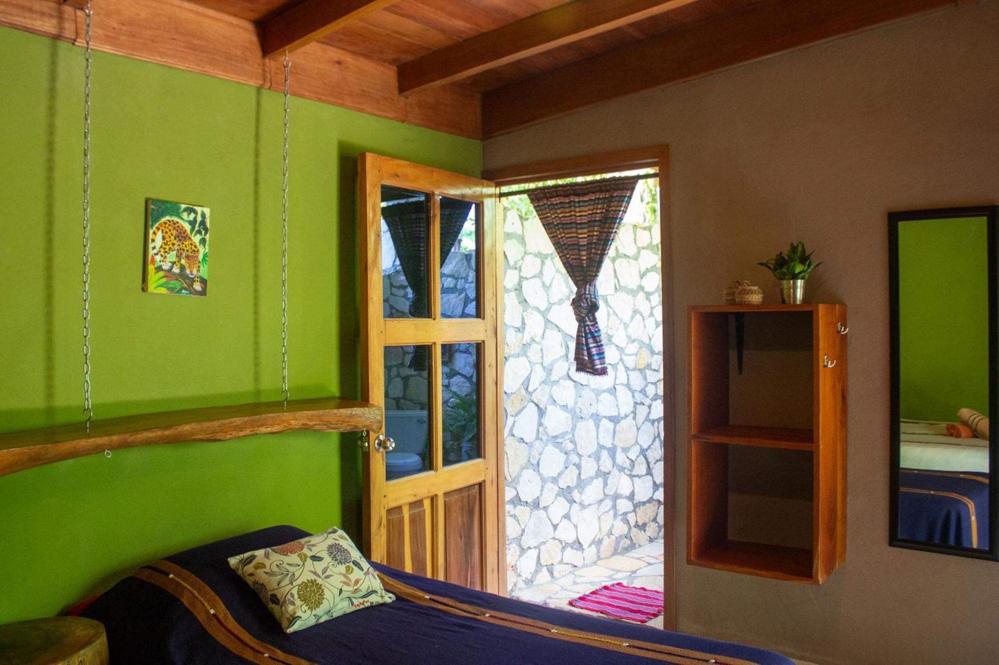 Alice Guesthouse El Remate Eksteriør billede